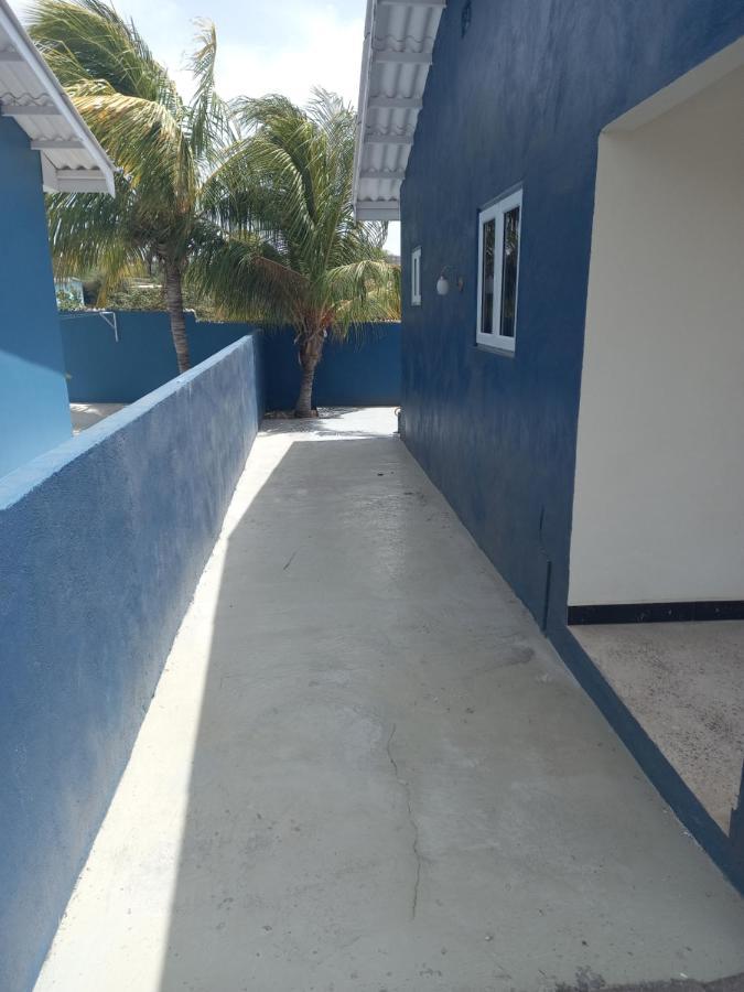 Blue Apartments Willemstad Bagian luar foto
